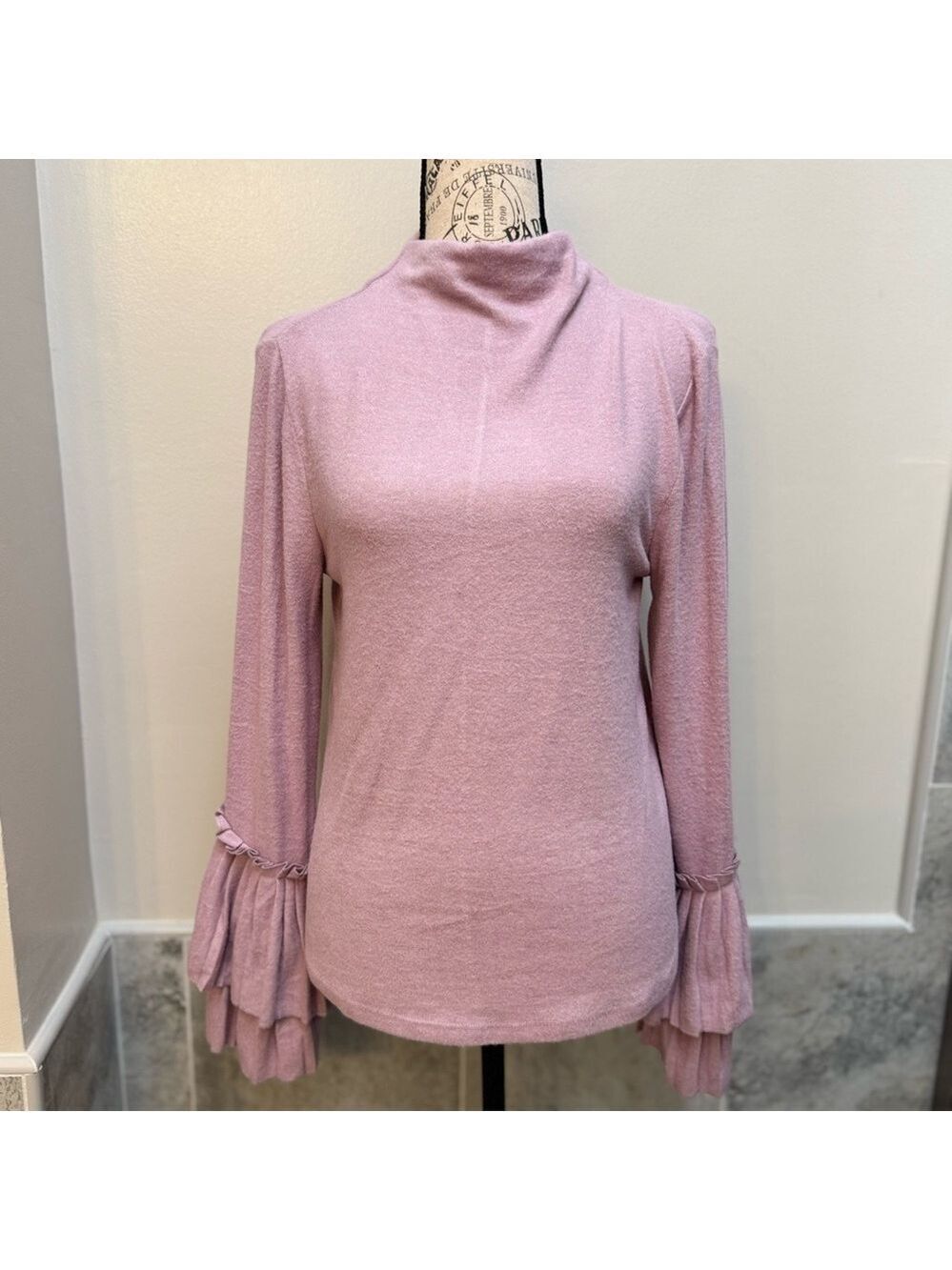 Bobeau Pink Women's Mock Neck Bell Sleeve Blouse Size XS